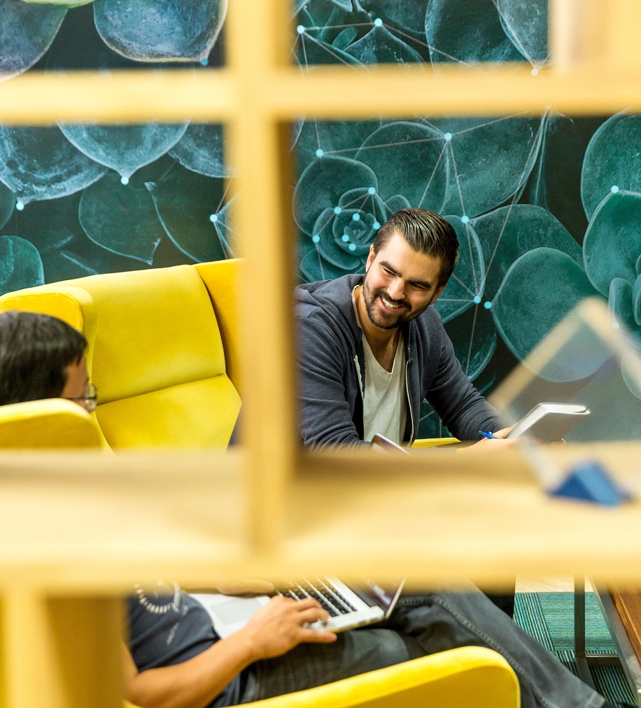 linkedin-sales-navigator-hrhjn6ZTgrM-unsplash-2-927x1024 linkedin-sales-navigator-hrhjn6ZTgrM-unsplash-2-927x1024